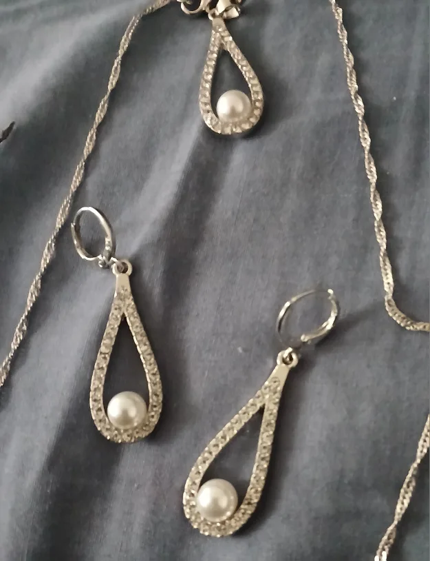 Sterling silver necklace and earring set thumbnail