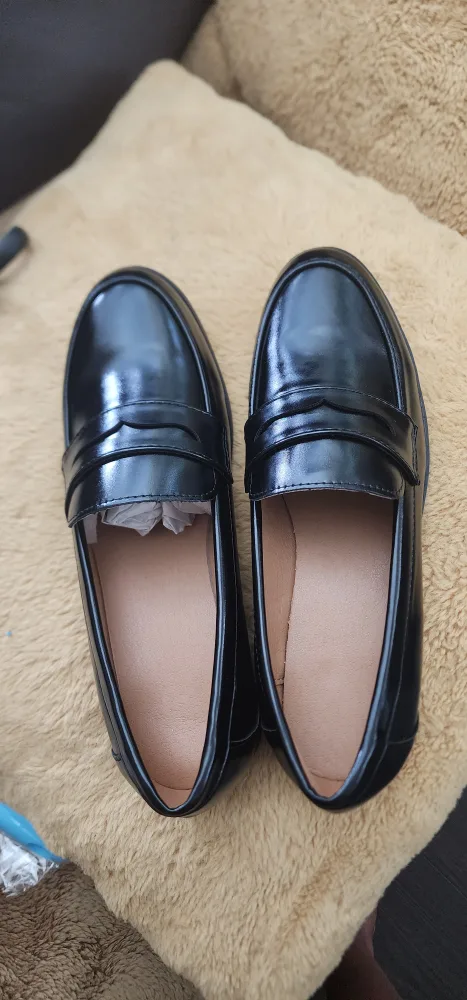 New -Black Loafers Size 38 image indicator(2)