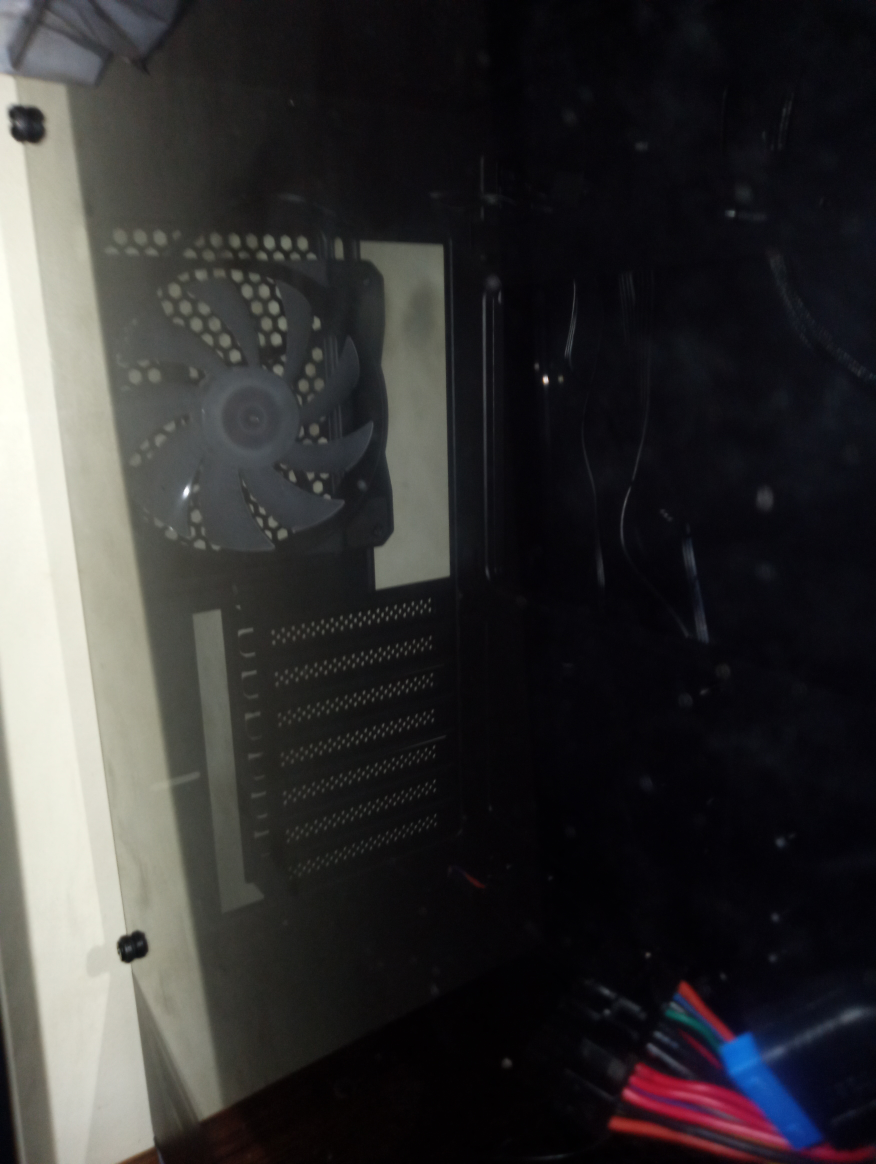 MSI PC Case - photo 3