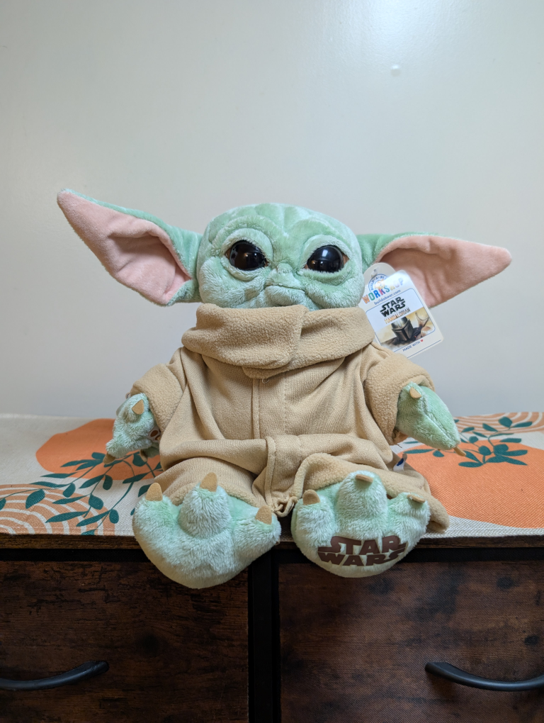 Plush Grogu / Baby Yoda (Star Wars Mandalorian)