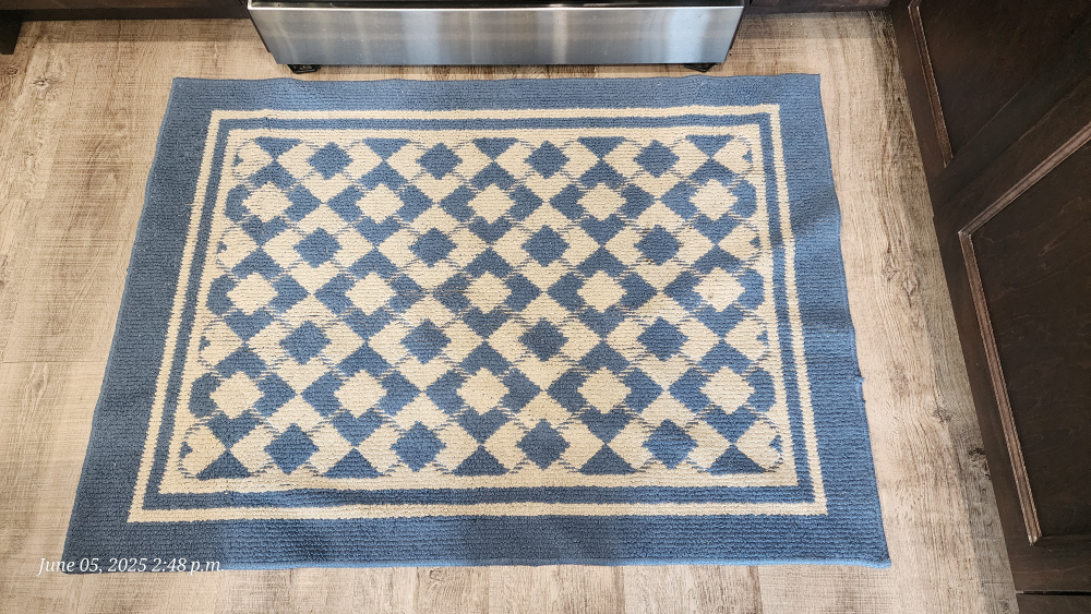 Blue and Beige Patterned Rug - photo 2