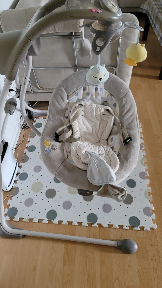 Baby swing with plush seat image indicator(2)