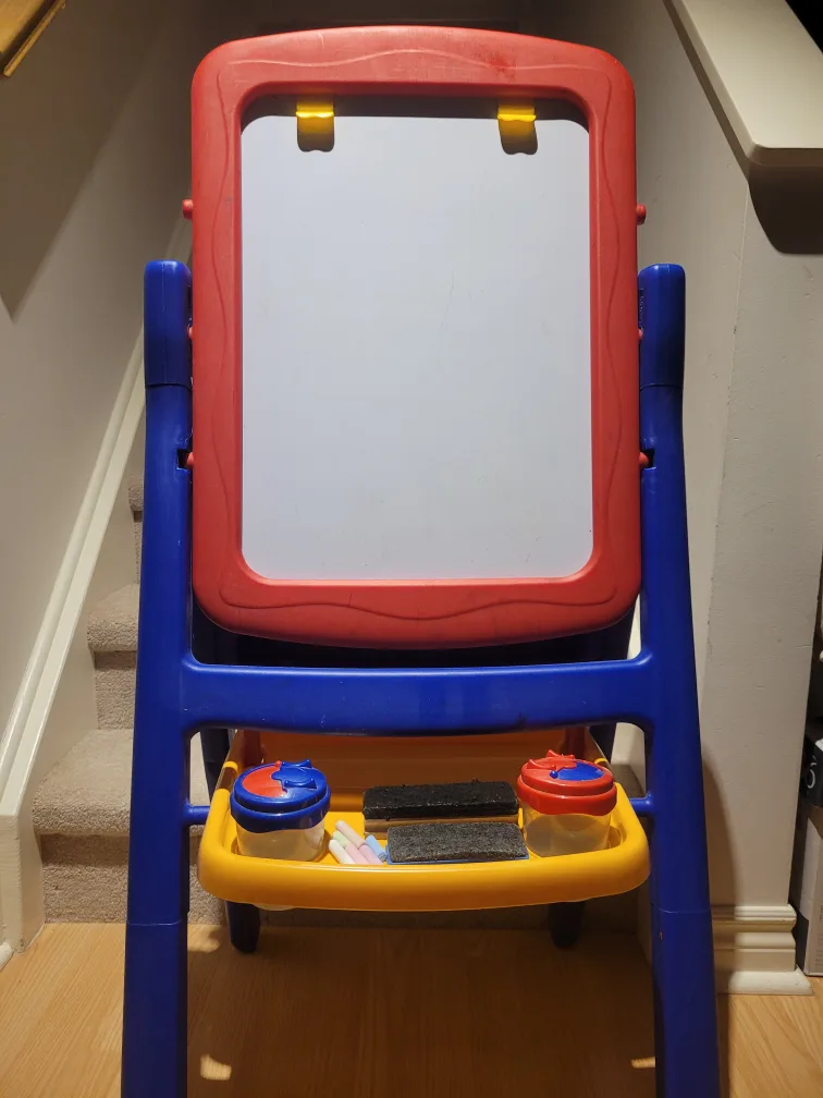 Crayola whiteboard/blackboard thumbnail