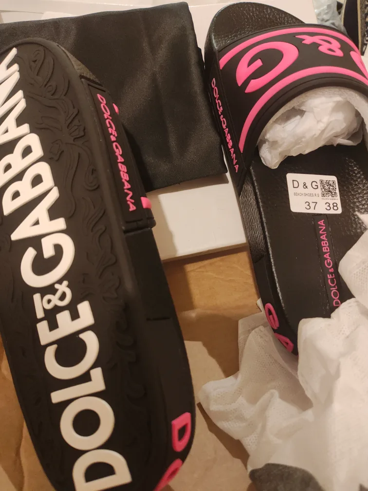 Dolce & Gabbana Slides(sales) image indicator(5)