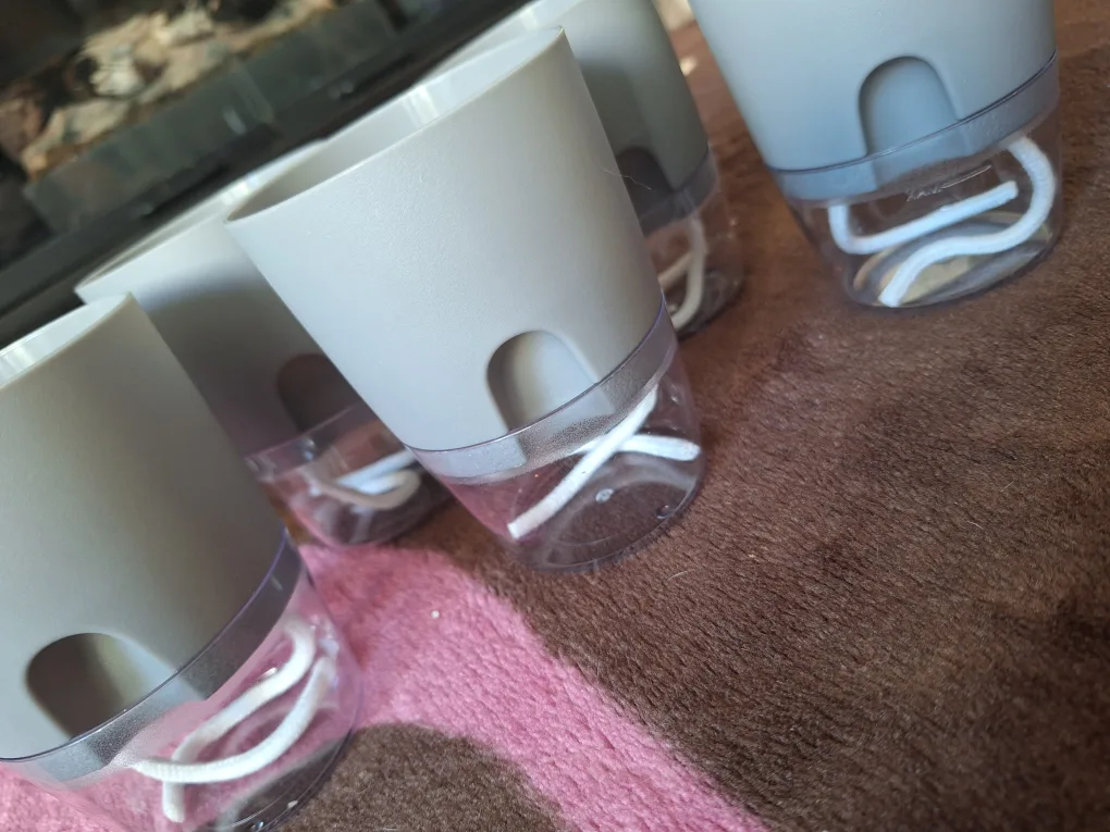 NEW Set of Self-Watering Planter Pots 💧 image indicator(3)