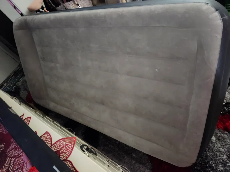 Intex Air Mattress - Great Condition! thumbnail