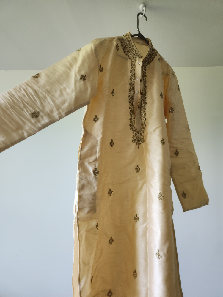 Indian/Pakistani cream kurta/pajama