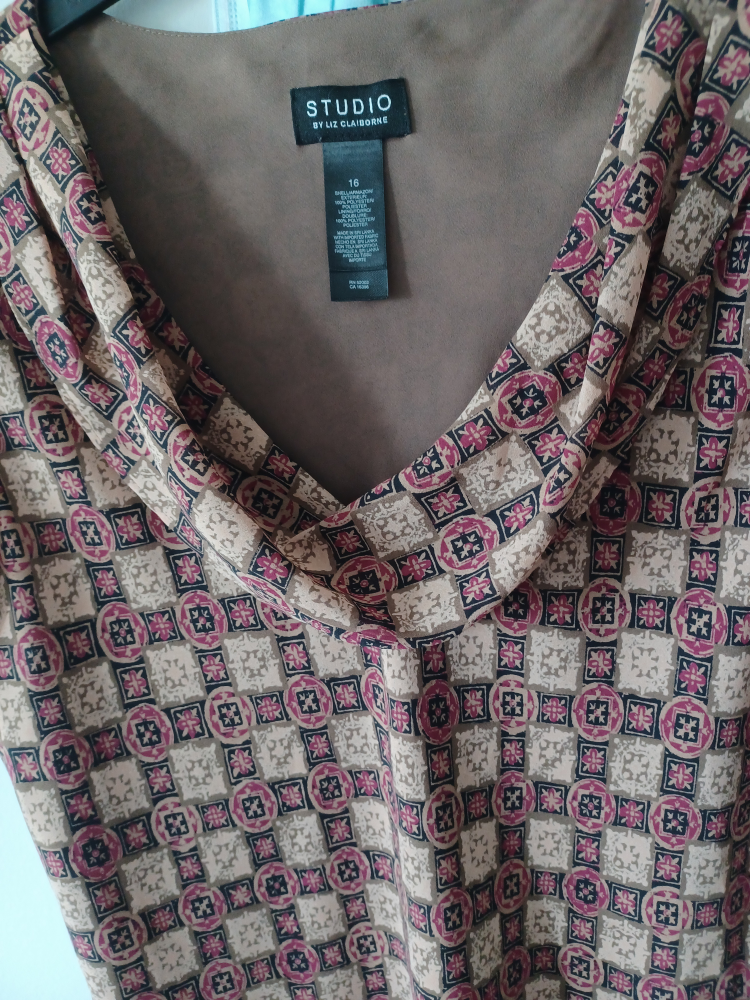 Studio by Liz Claiborne Top - Size 16 - photo 2