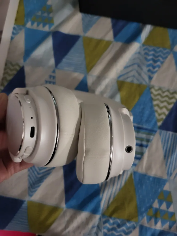 Raycon The Everyday Headphones image indicator(3)