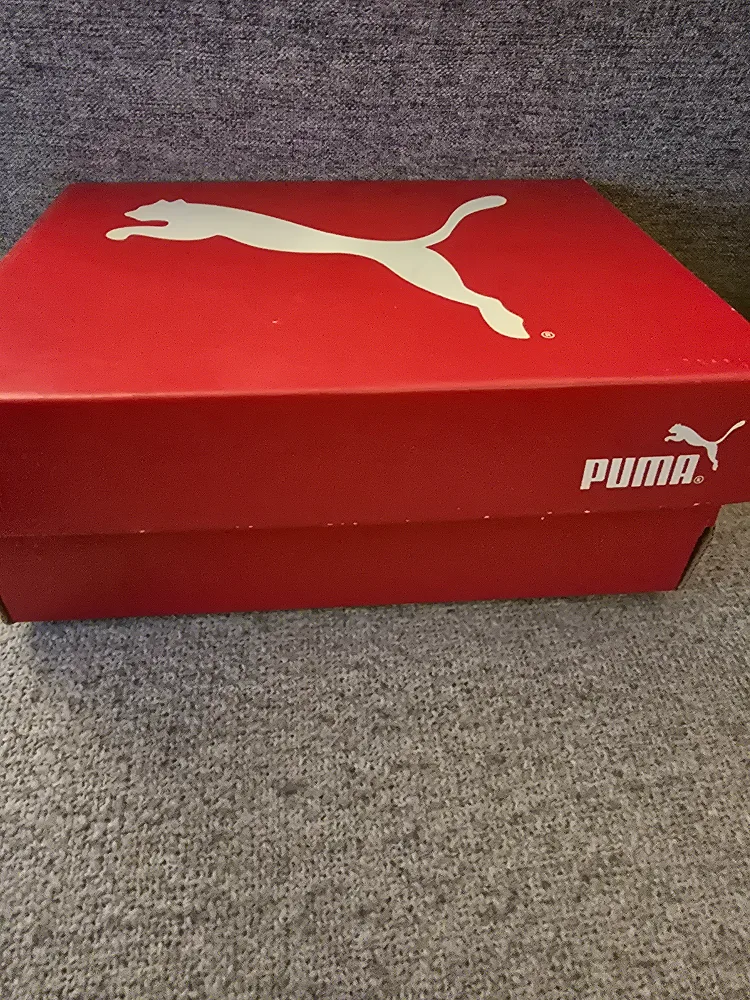 Puma Kids' Sneakers - like new condition image indicator(6)