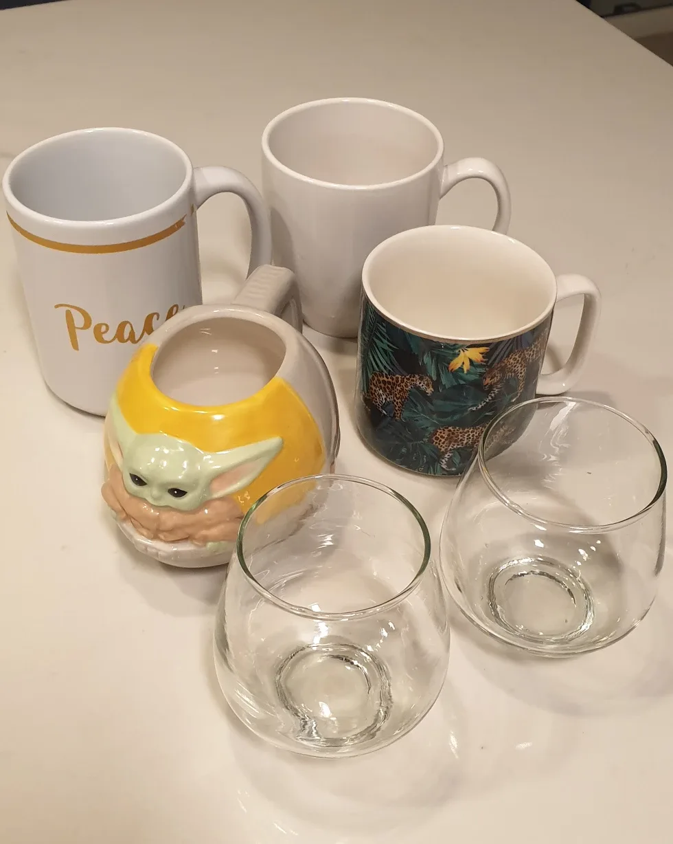 Assorted Mugs and Glass Cups thumbnail