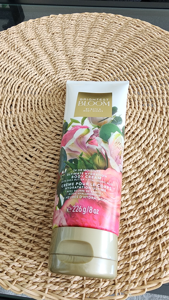 New Bath & Body Works Brightest Bloom Hydration Body Cream - photo 2