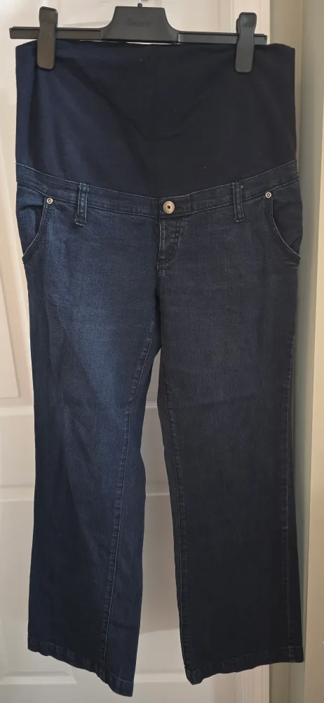Thyme Maternity Jeans thumbnail