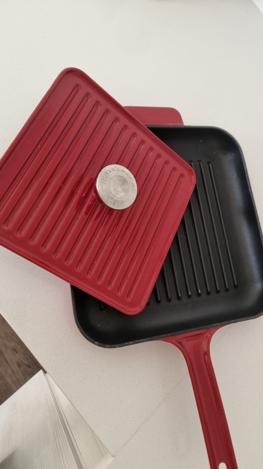 KitchenAid Cast Iron Grill Pan - Red