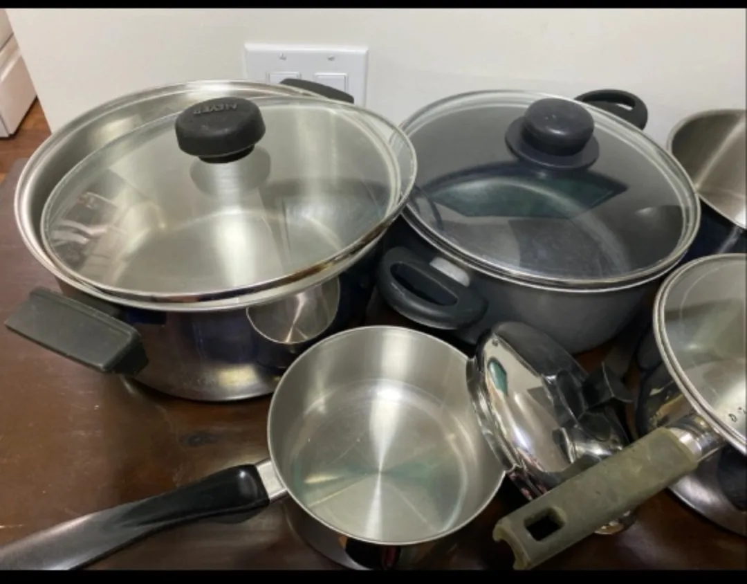 Set of Stainless Steel Cookware image indicator(2)