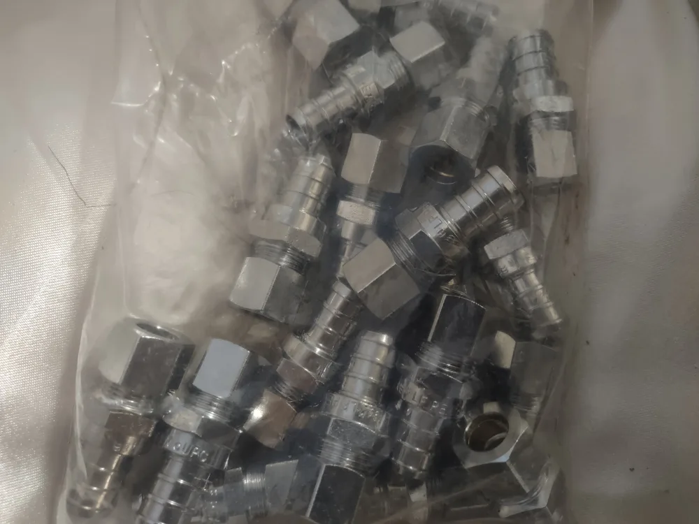 Metal Hose Barb Fittings #freecycleb🇨🇦 thumbnail