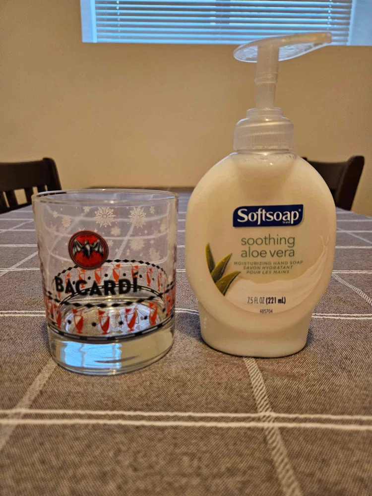 Bacardi Drinking Glass image indicator(3)