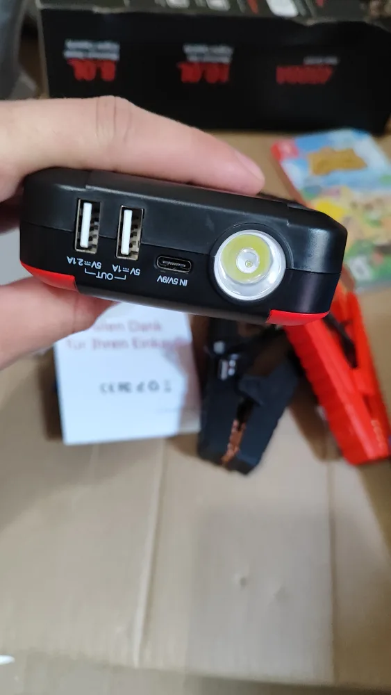 GOOLOO Jump Starter image indicator(6)