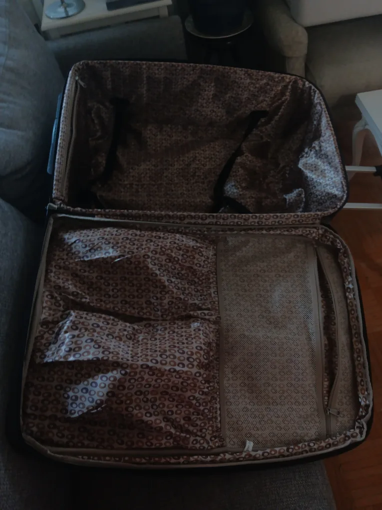 Mendoza Rolling Suitcase image indicator(2)