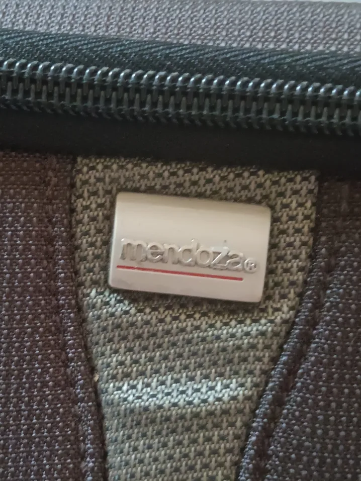 Mendoza Rolling Suitcase image indicator(3)