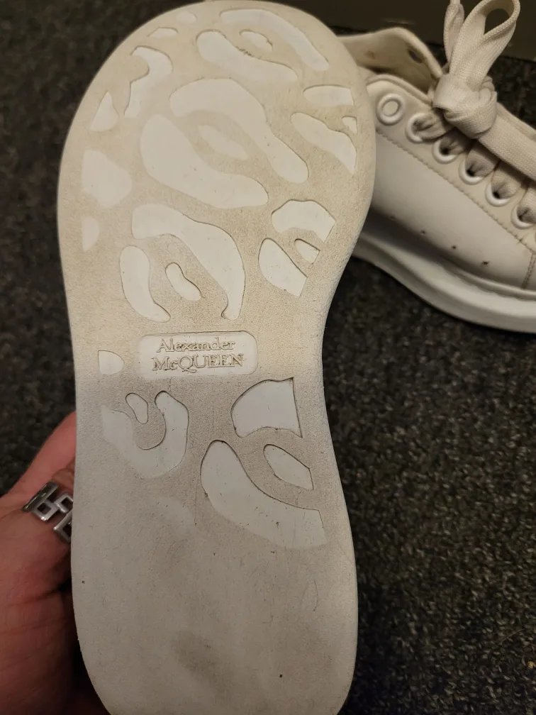 Alexander McQueen White Leather Sneakers image indicator(3)