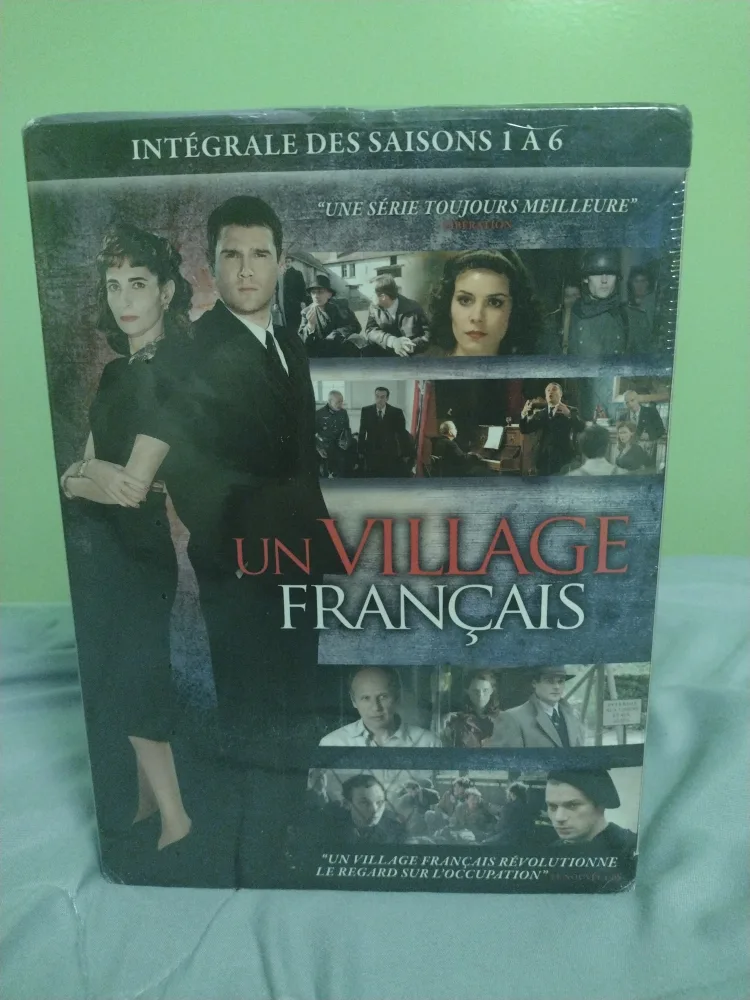 Un Village Français - Intégrale des Saisons 1 à 6 image indicator(4)