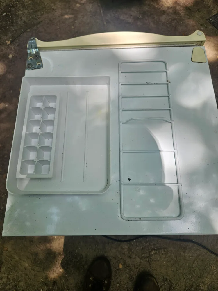 Emerson Mini Fridge image indicator(5)