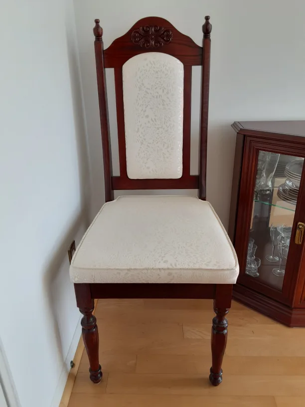 Cherrywood dining table with 8 chairs image indicator(2)