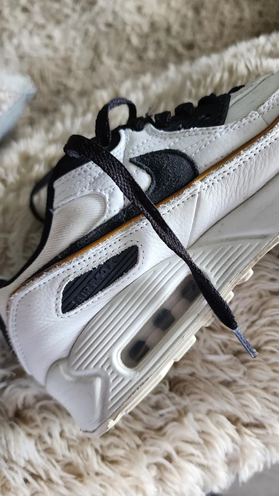 Nike Air Max 90 Sneakers image indicator(4)