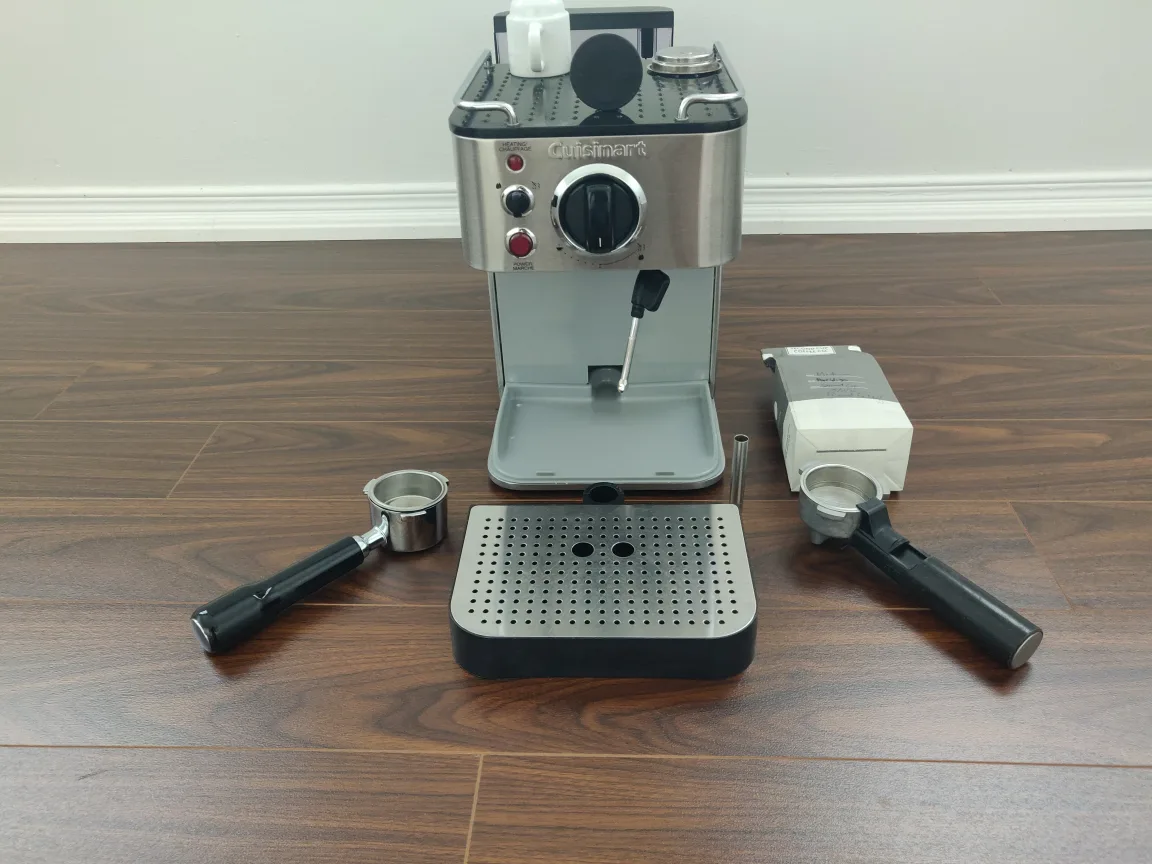 Cuisinart Espresso Machine with Bottomless Portafilter