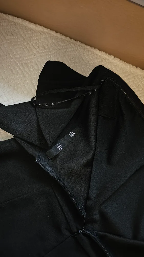 Black Strapless Jumpsuit image indicator(4)