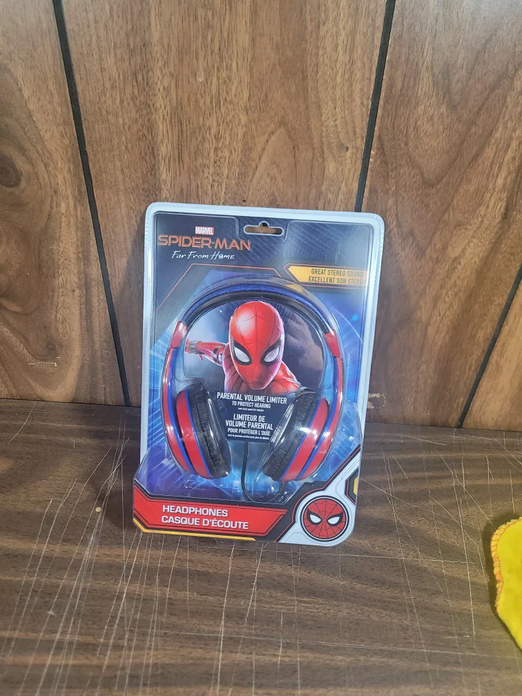 Spider-Man Far From Home Headphones thumbnail