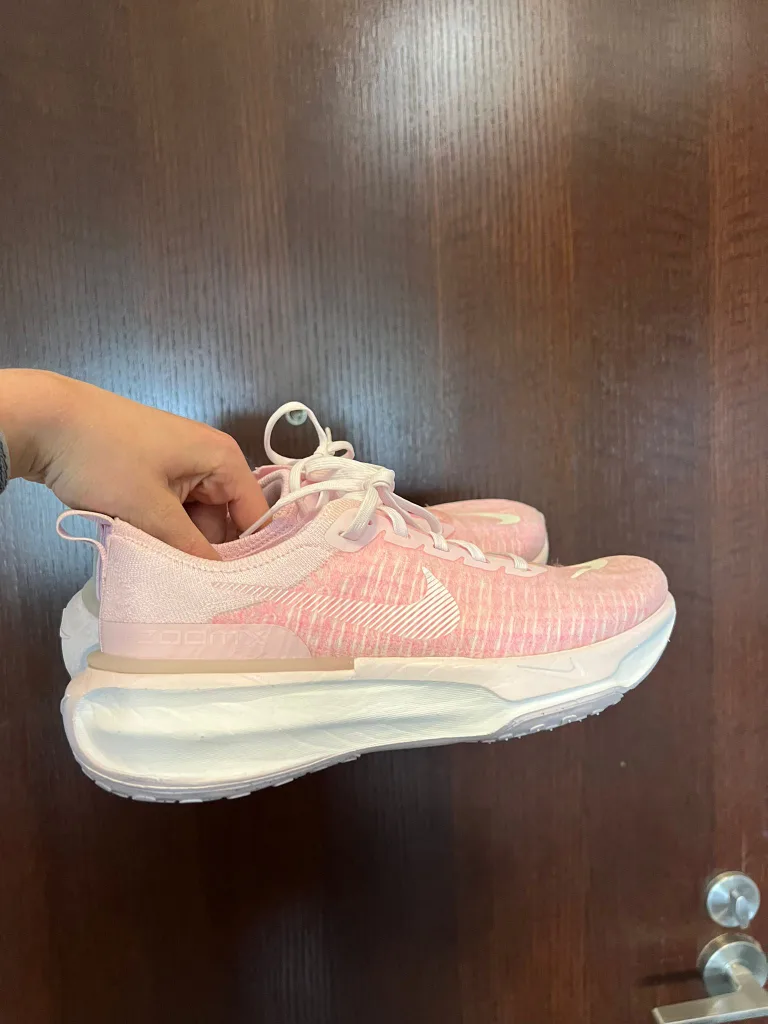 Nike ZoomX Invincible Run 3 (Women's) thumbnail