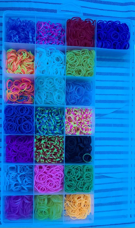 Rainbow Loom Rubber Bands Kit thumbnail