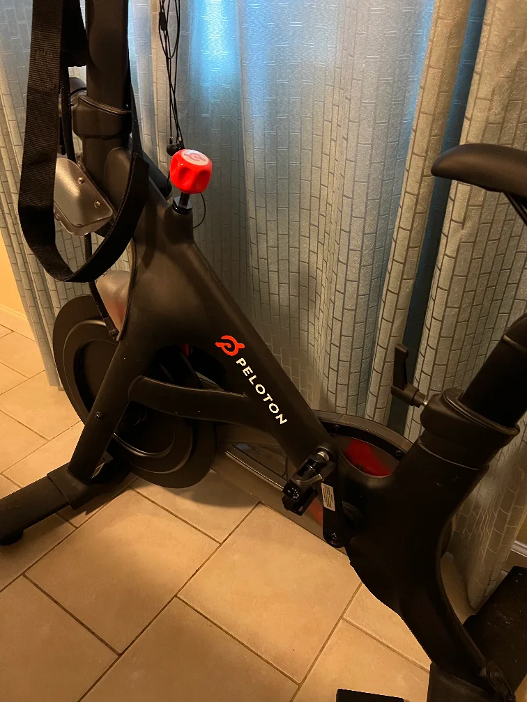 Peloton Exercise Bike image indicator(2)