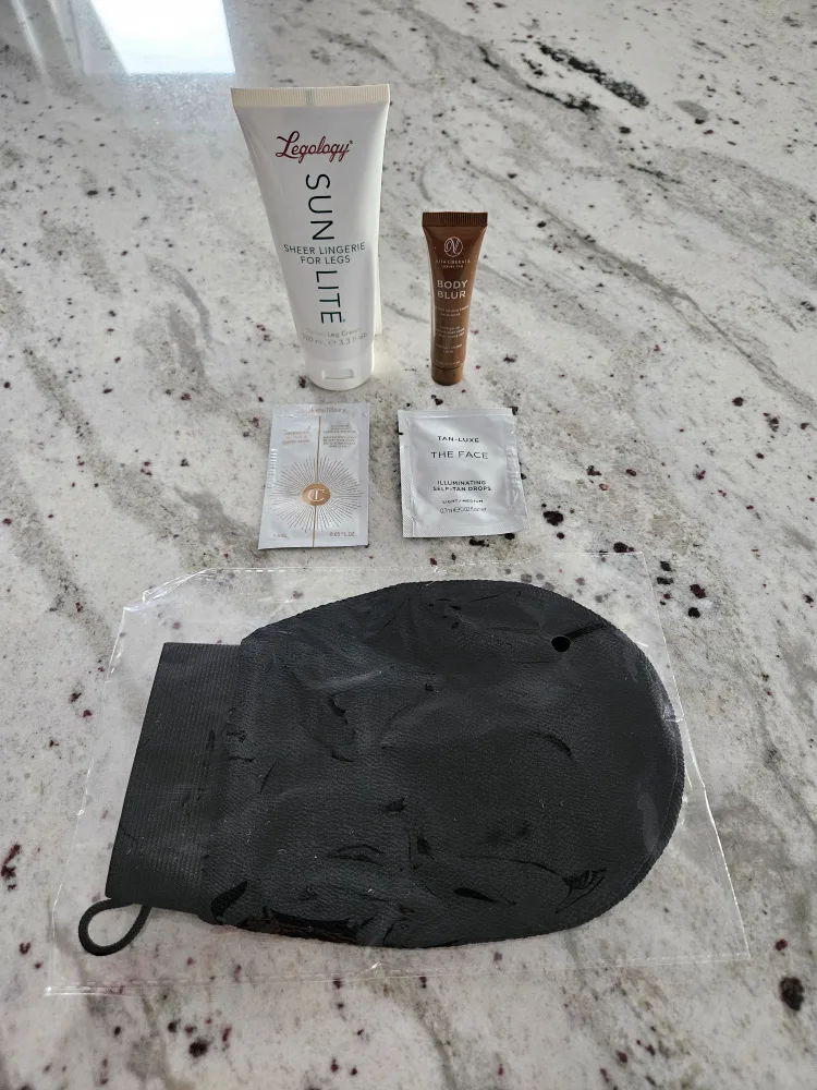 Self-Tan Essentials Bundle thumbnail