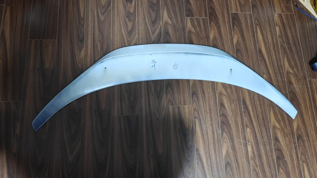 GR86/BRZ Ducklip White image indicator(2)