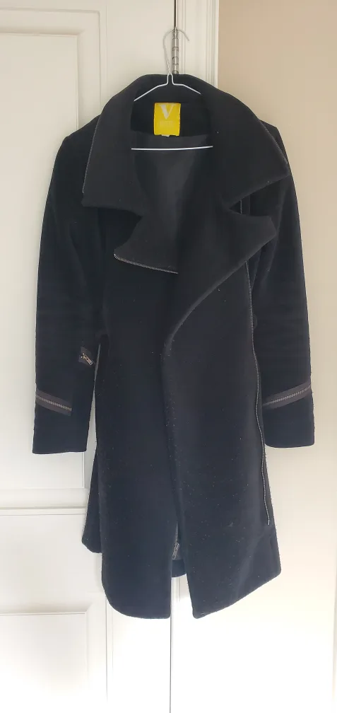 VAUTE Black Coat - XS thumbnail