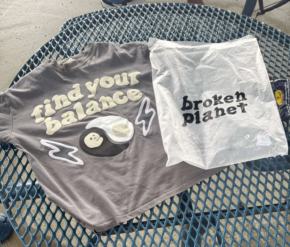Broken Planet 'Find Your Balance' Tee - Size Small thumbnail