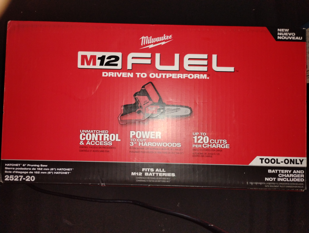 Milwaukee M12 FUEL Hatchet 6" Pruning Saw 2527-20 - photo 2