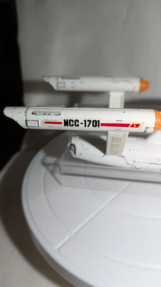 Vintage Star Trek U.S.S. Enterprise NCC-1701 Dinky Toy image indicator(3)