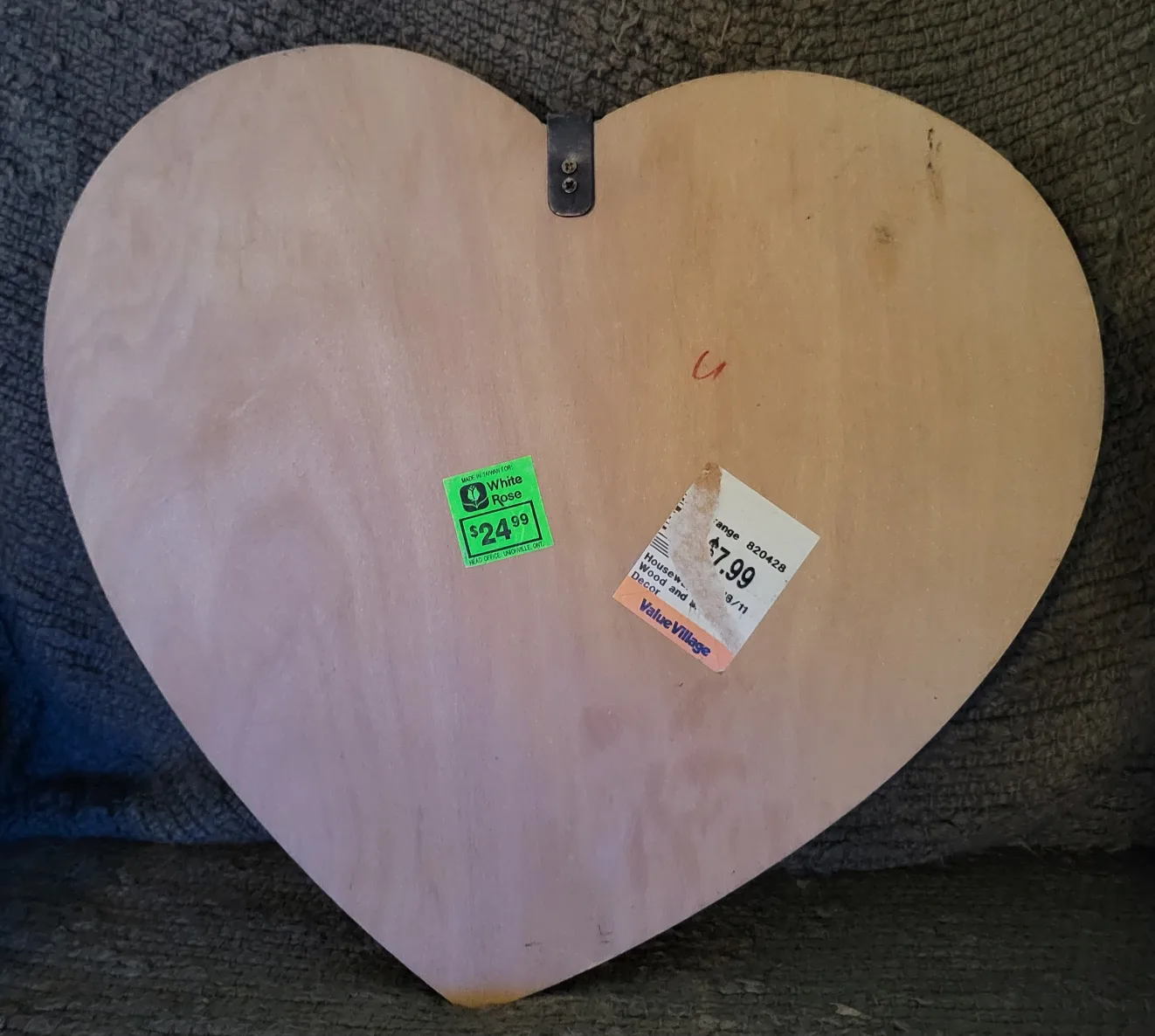 ‼️TOSS ALERT‼️Heart-Shaped Wooden Stringed Instrument image indicator(2)