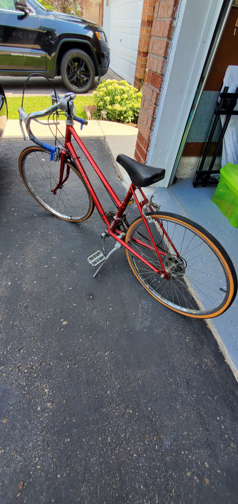 Vintage Red 10 Speed Bicycle - photo 4