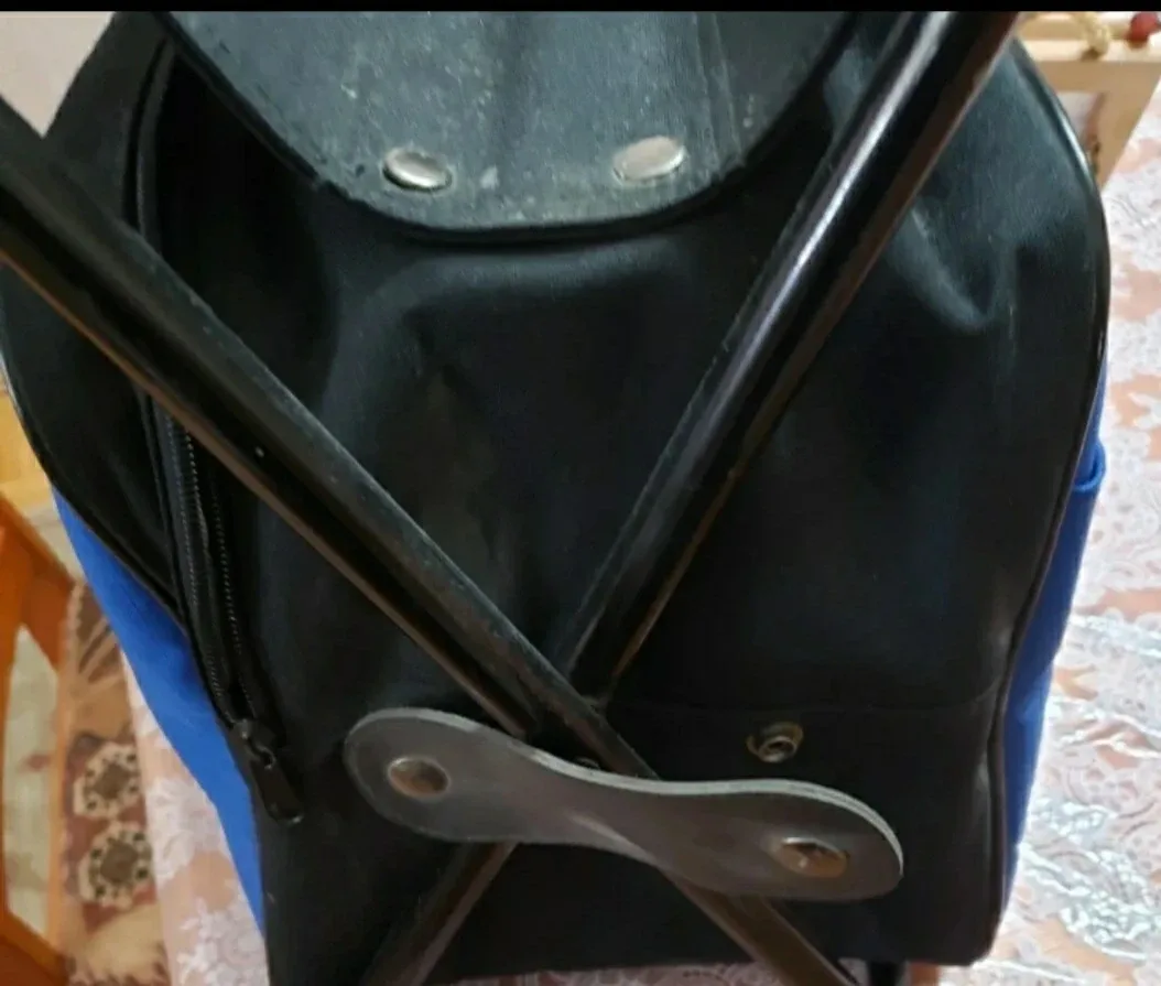 Camping  foldable Chair with Cooler image indicator(7)