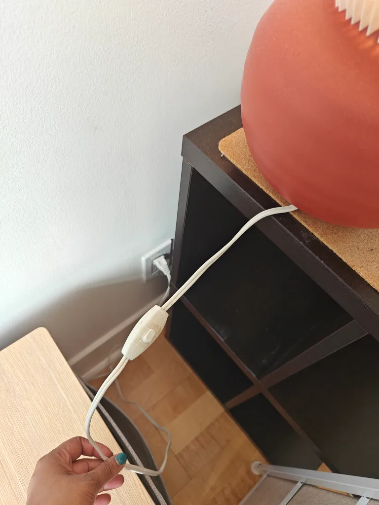 Pleated Table Lamp - Red Base image indicator(3)