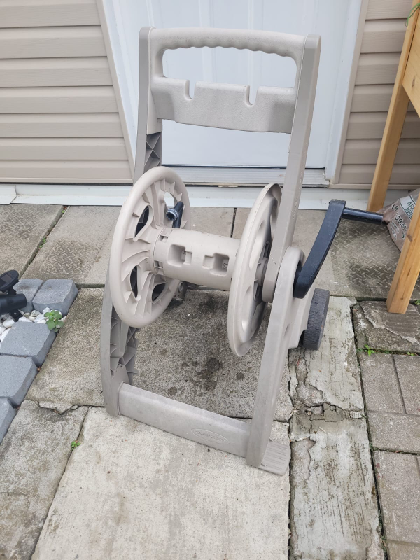 Hose Reel - Hose Mobile by Suncast