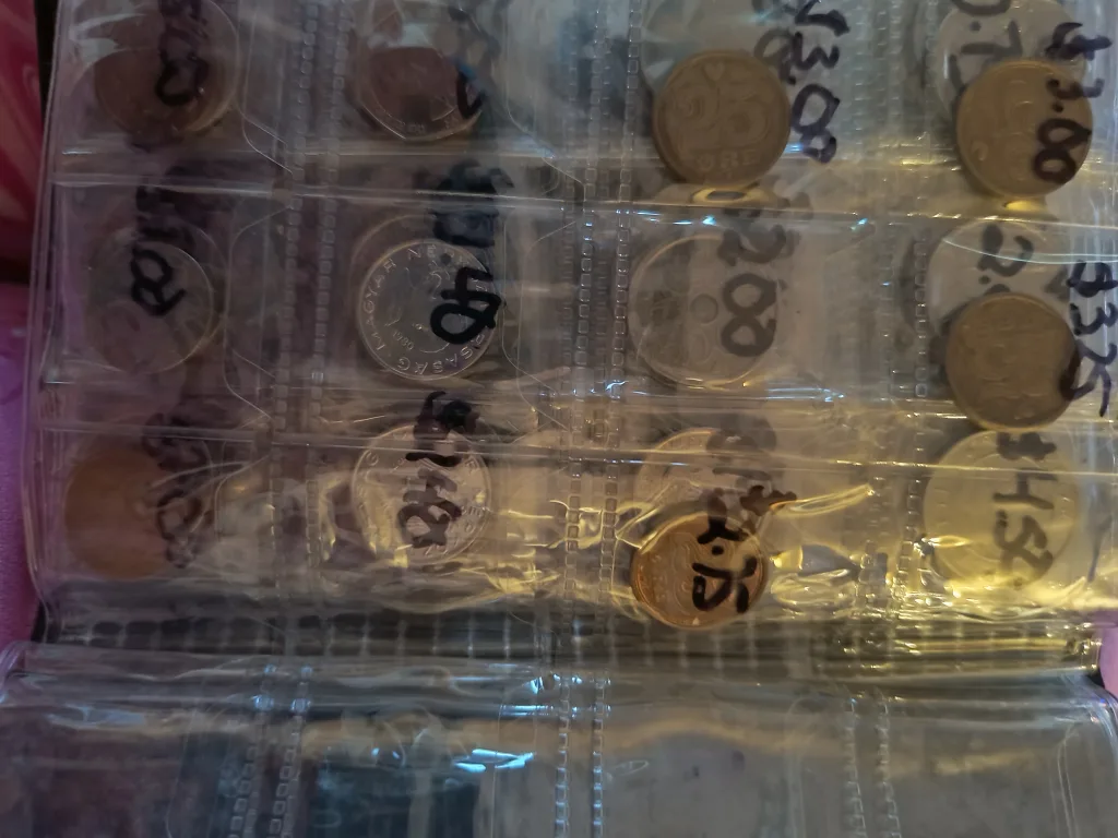 Coin collection image indicator(7)