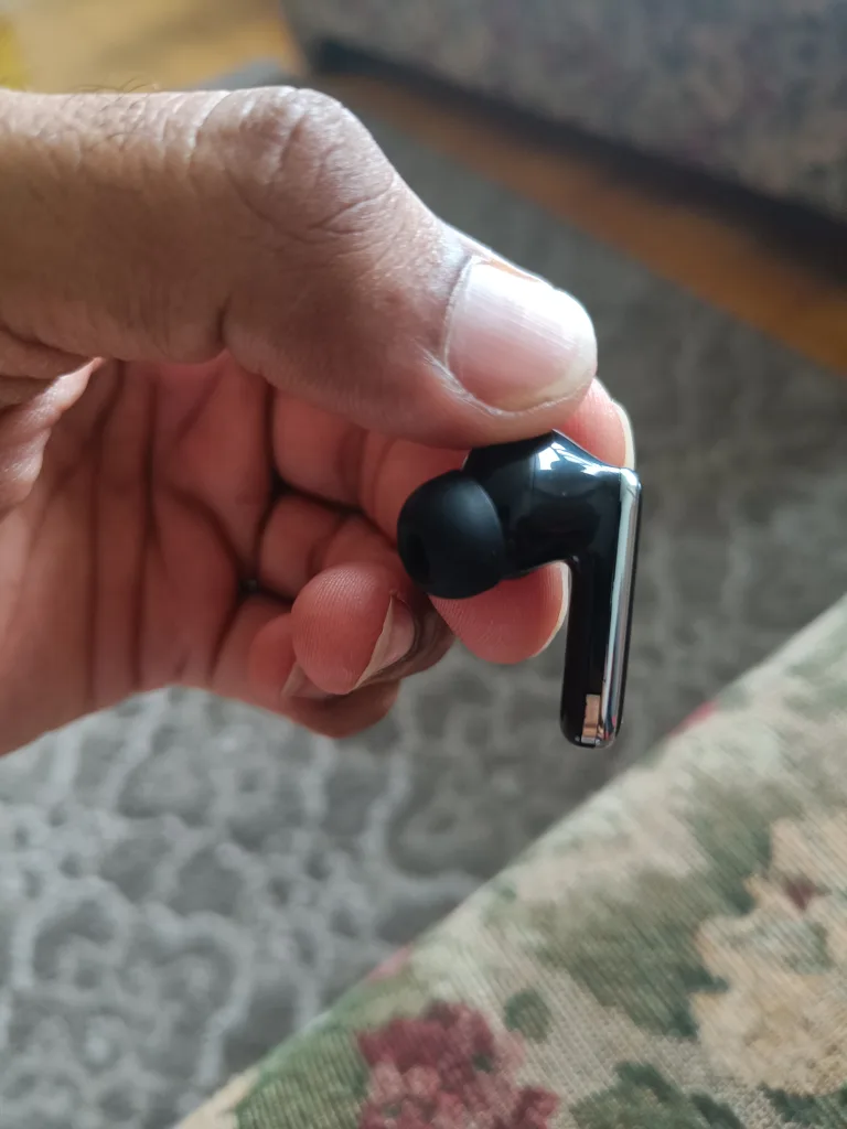 YYK-A90 PRO Wireless Earbuds - New in Box! image indicator(4)