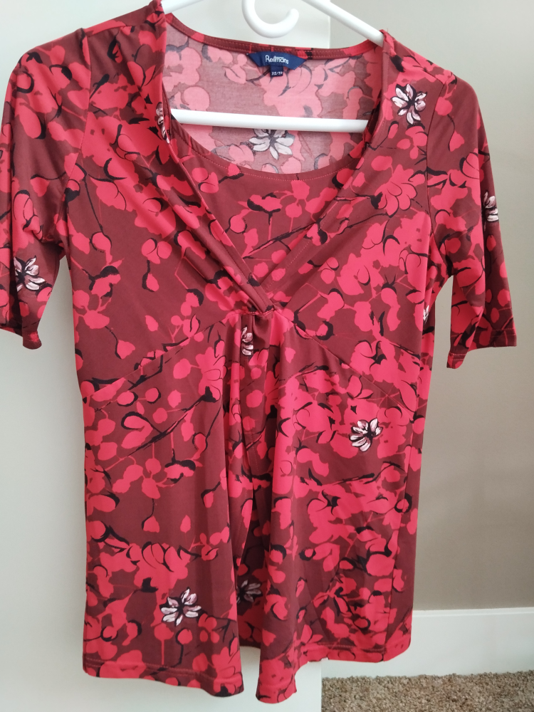 Reitmans Red Floral Top