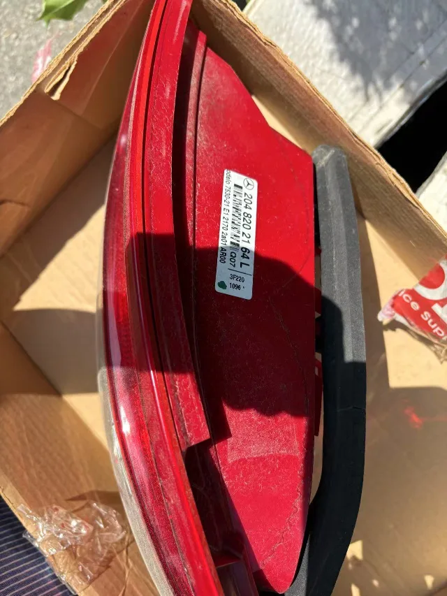 Used Tail Light Assembly image indicator(2)